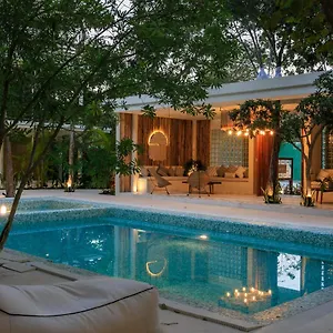 Charming Nature-inspired With Sultry Surroundings By Stella Mexico